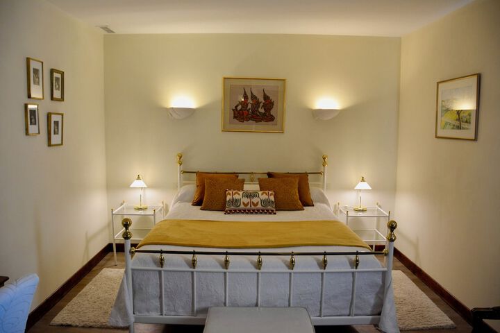 Room 6 of 60