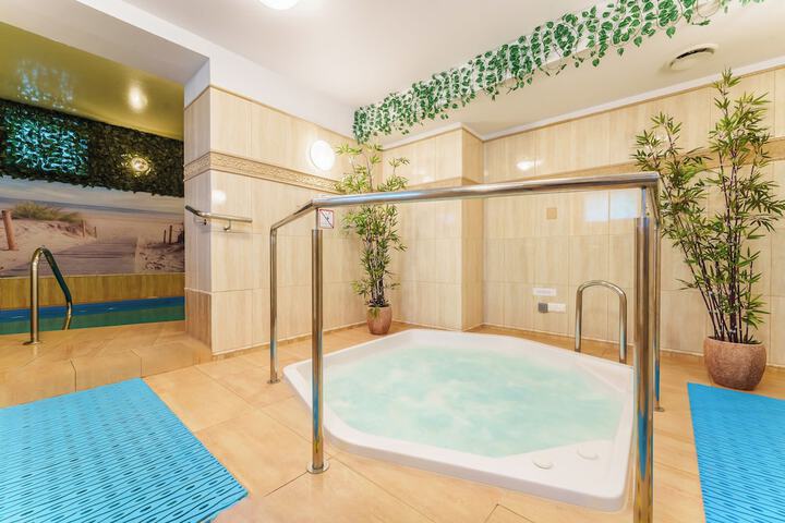 Jetted tub