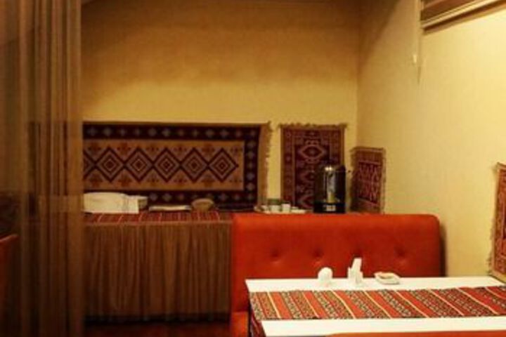 Dining 43 of 44