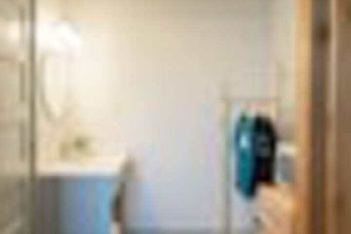 Room 302 of 510