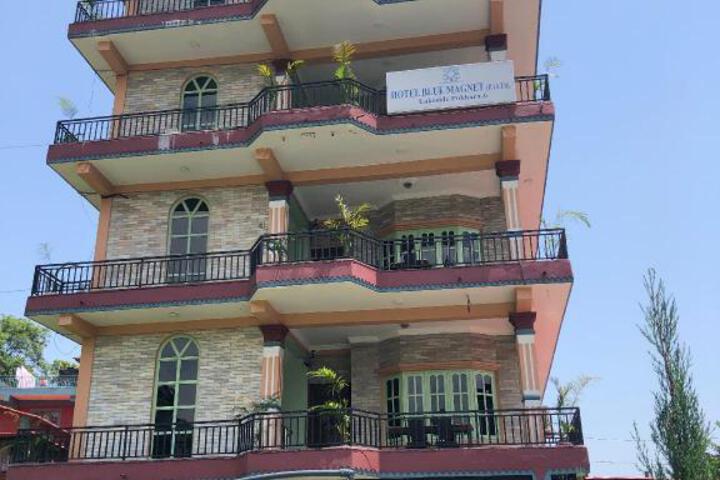 Hotel Blue Magnet
