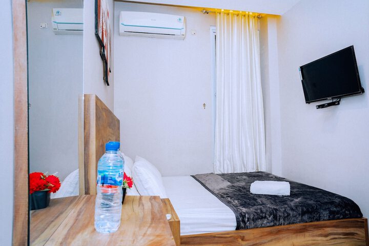 Room 14 of 43