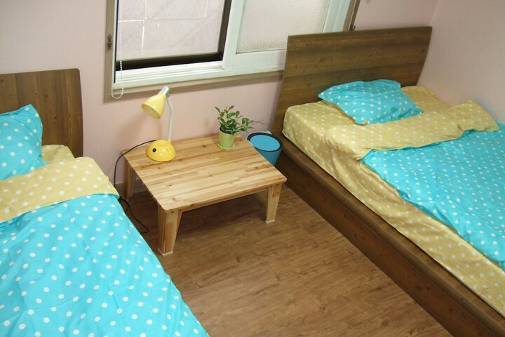 Room 12 of 45