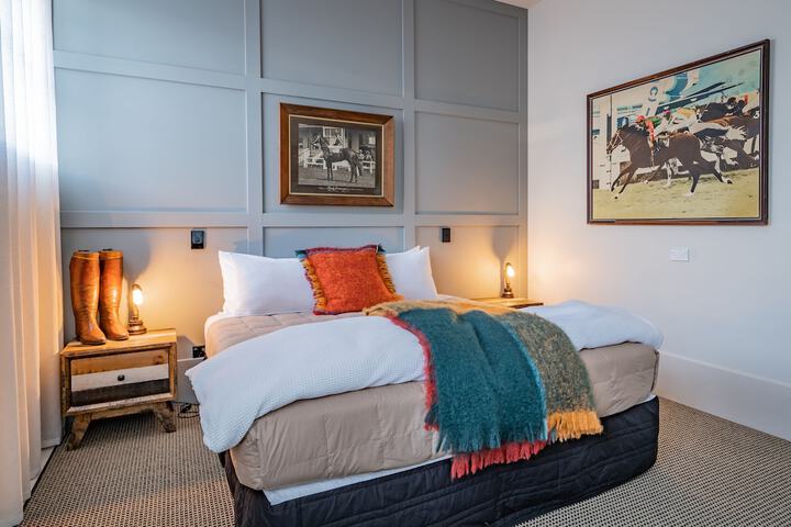 Room 17 of 53