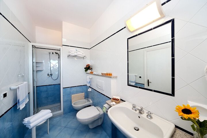 Bathroom Interior Photo