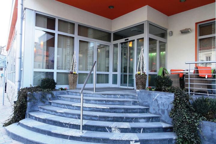 Hotel 46 of 47