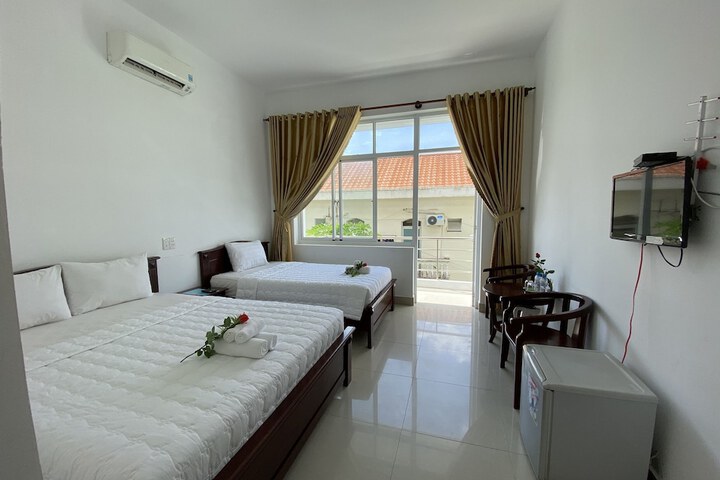 Room 8 of 73