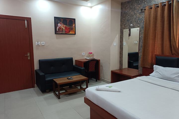 Room 10 of 58
