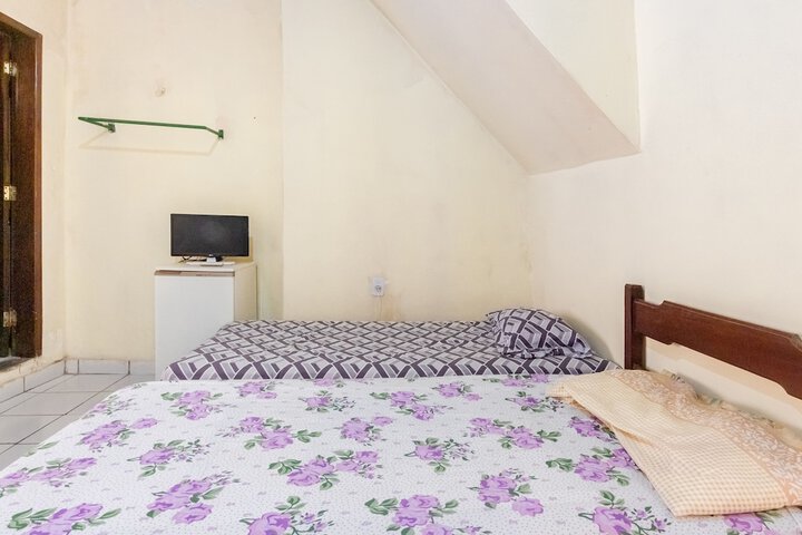 Room 16 of 36