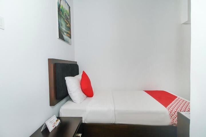 Room 58 of 135