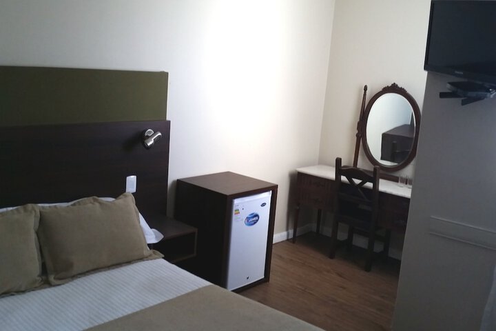 Room 20 of 40