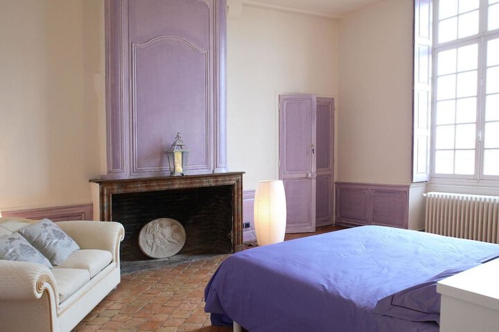 Room 8 of 46