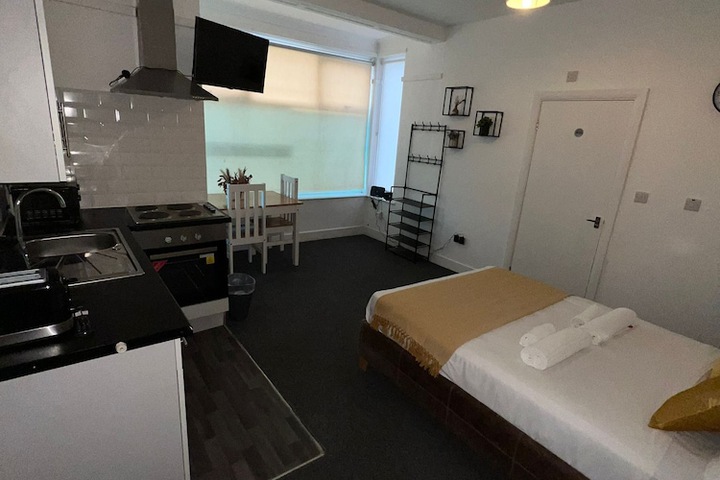 Room 10 of 112