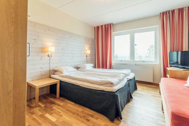 Room 10 of 58
