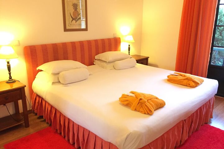 Room 16 of 115