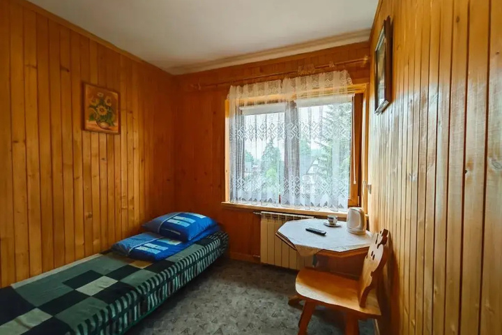 Room 2 of 13