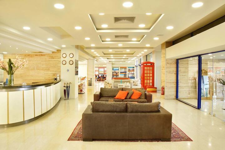 Lobby Photos
