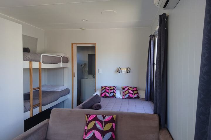 Room 19 of 110