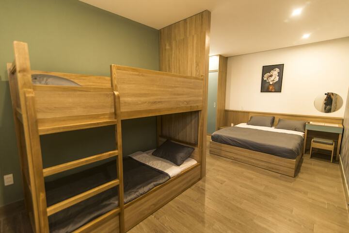 Room 7 of 41