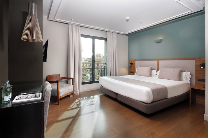 Room 14 of 48