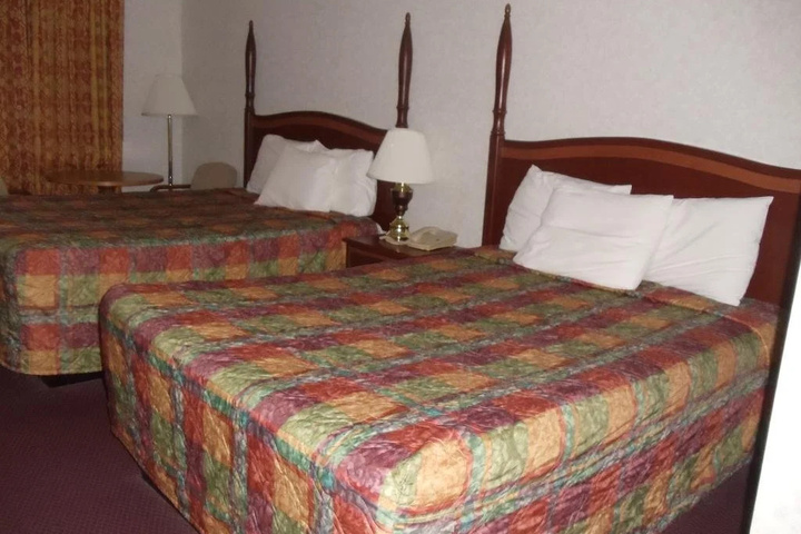 Room 2 of 14