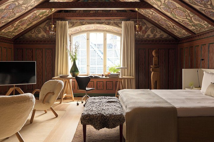 Room 20 of 65