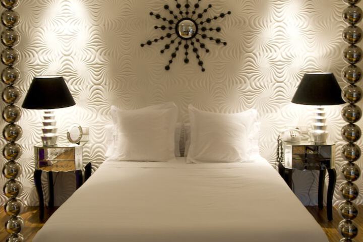 Room 26 of 86