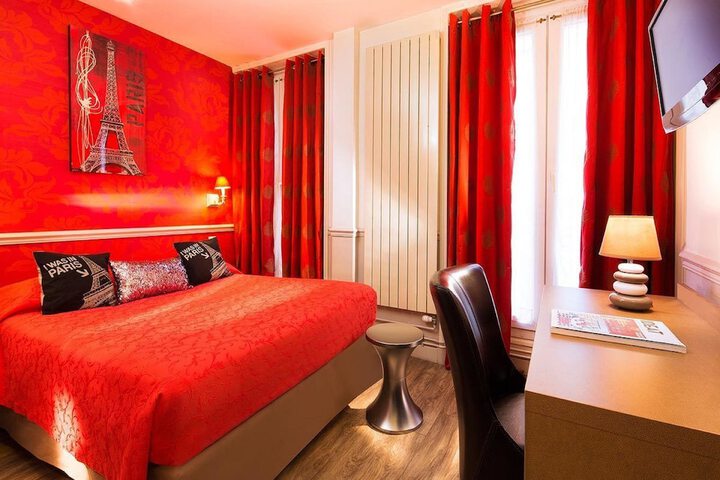 Room 16 of 37