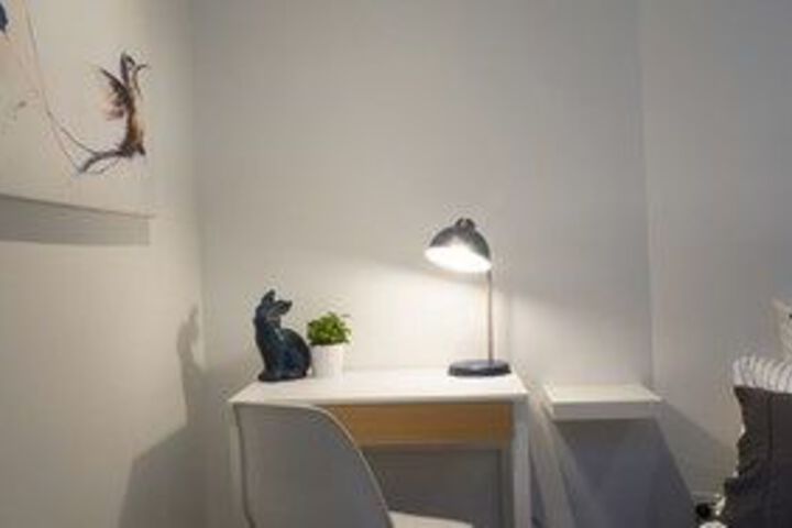 Room 16 of 43