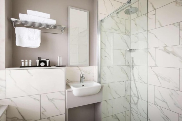 Clean Restrooms
