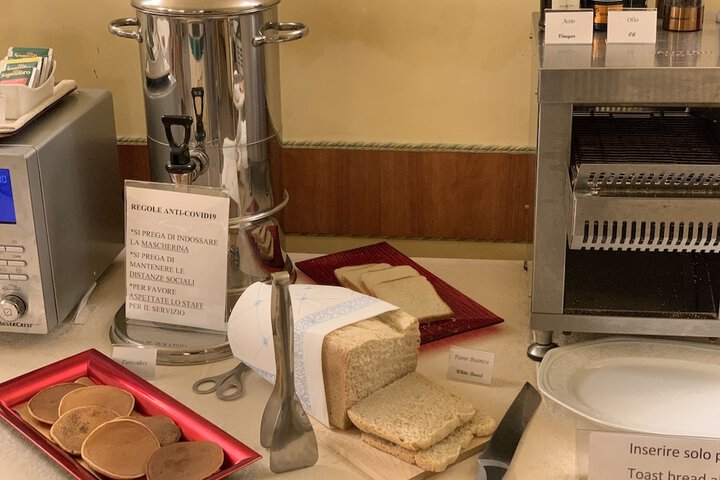 Breakfast buffet