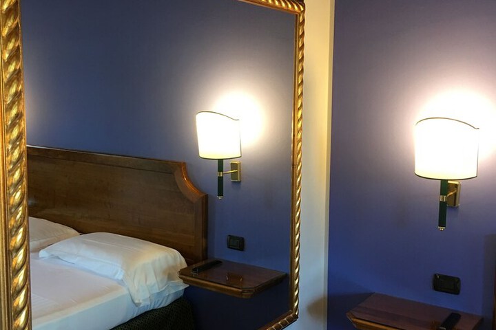 Room 57 of 110