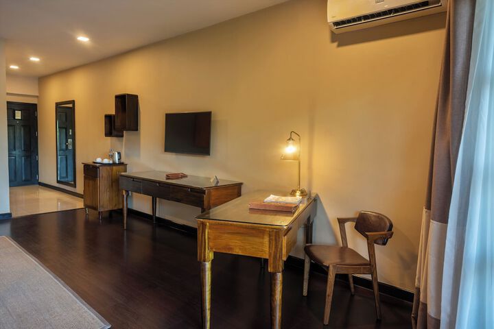 Room 47 of 173