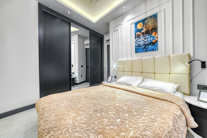 Room 11 of 41