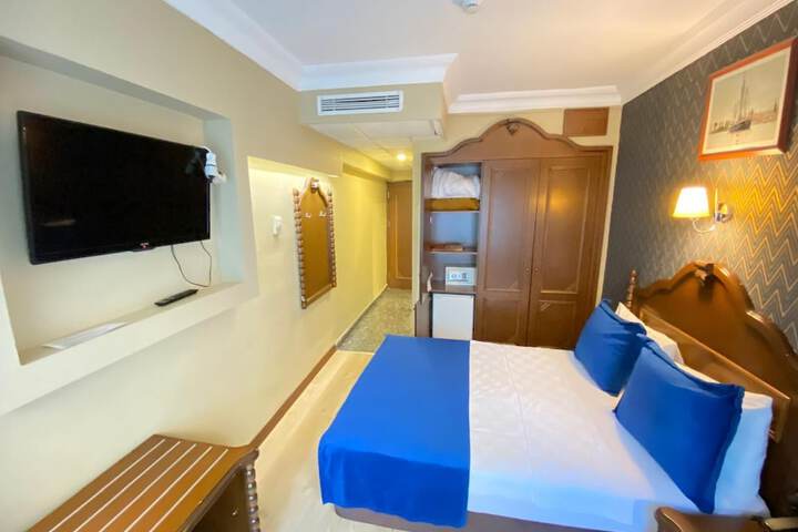 Room 19 of 46