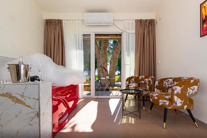 General 10 of 27