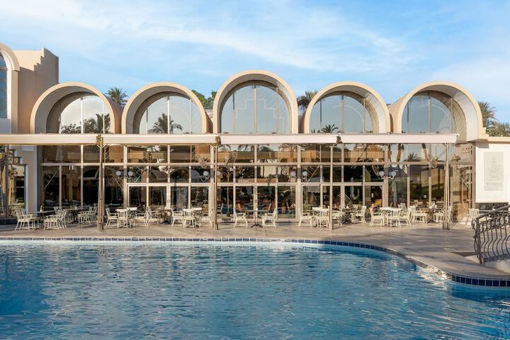 Pool Hotel