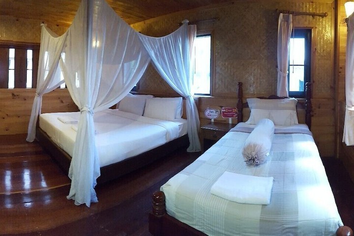 Room 21 of 61