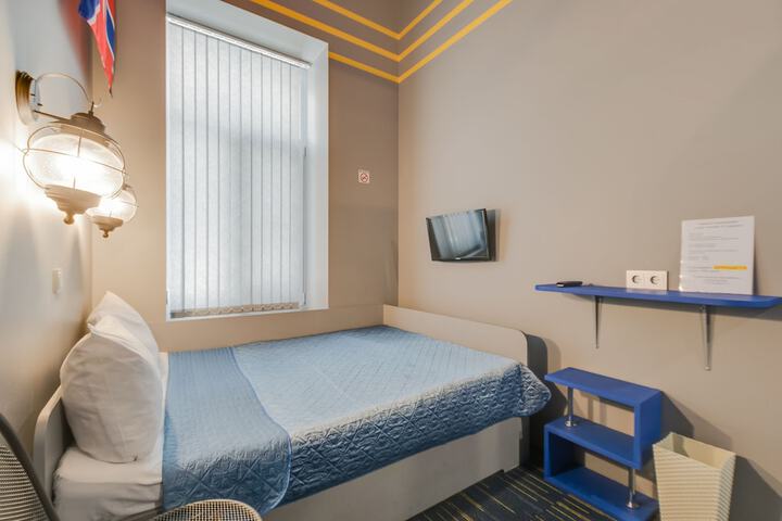 Room 12 of 69