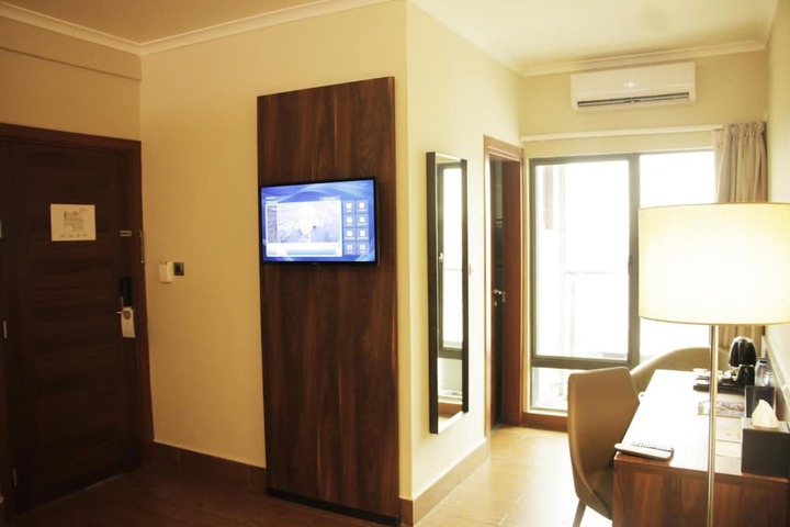 Room 29 of 56