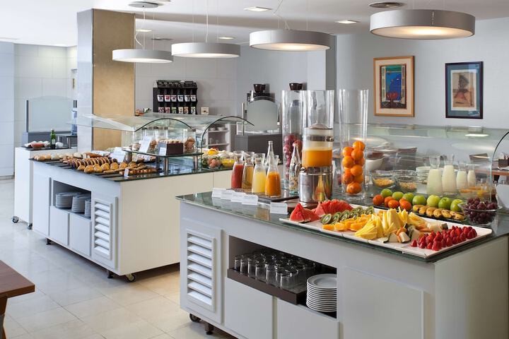 Breakfast/Coffee Service 19 of 27