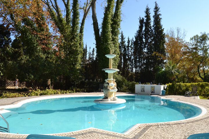 Hotel with Pool