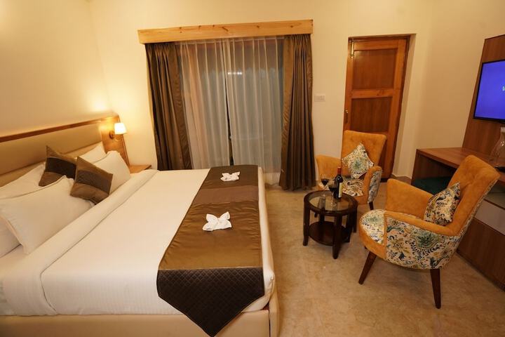 Room 15 of 68