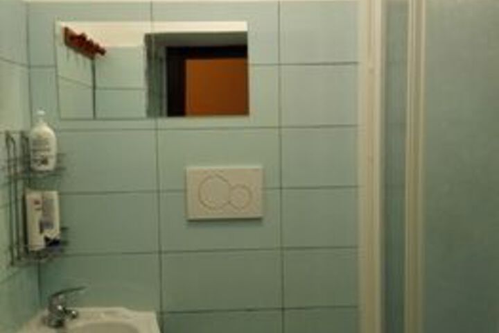 Room 2 of 12