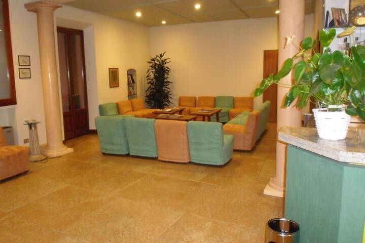Hotel Interior 5 of 65