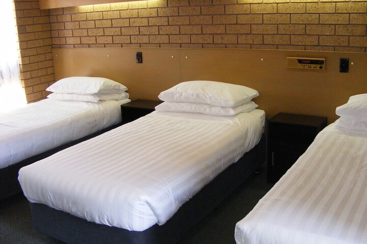 Room 6 of 22