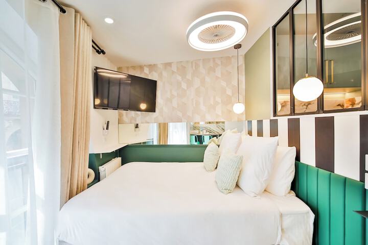 Room 59 of 270