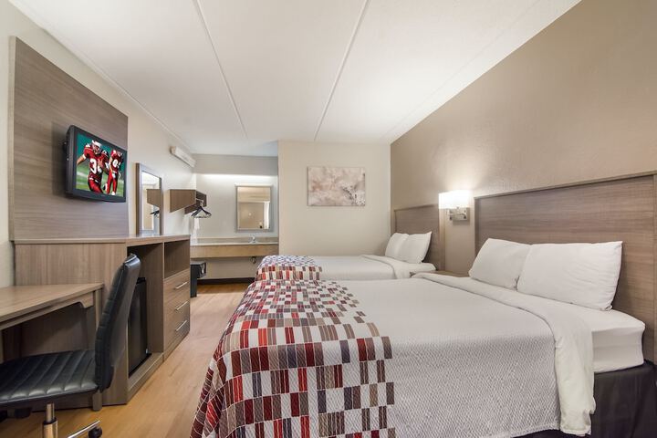 Deluxe 2 Double Beds (3 of 4)
