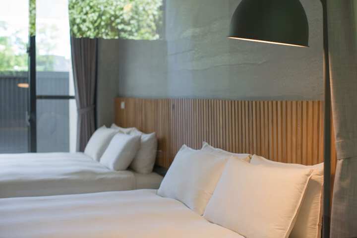 Room 4 of 39