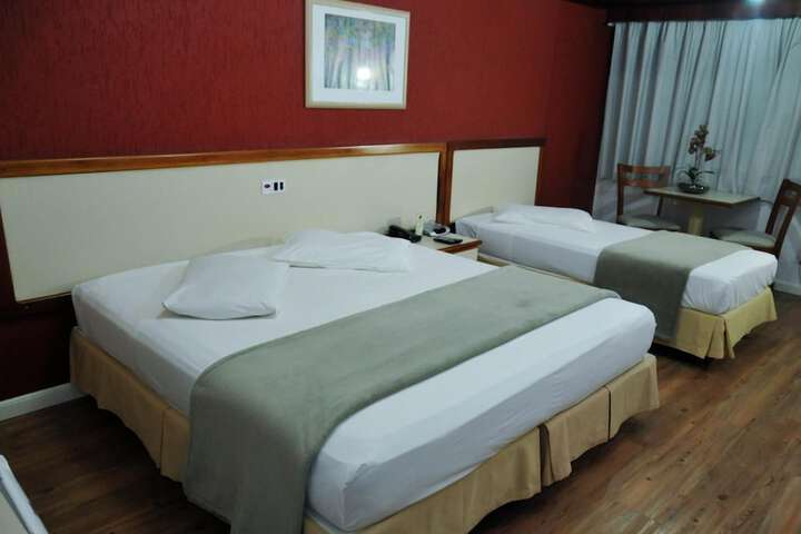 Room 22 of 39